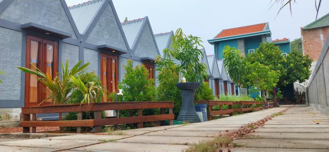 E2 Guest House Karimunjawa Esterno foto