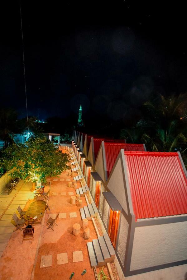 E2 Guest House Karimunjawa Esterno foto
